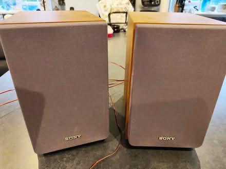 Photo of free Pair of Sony speakers (Totternhoe LU6) #1