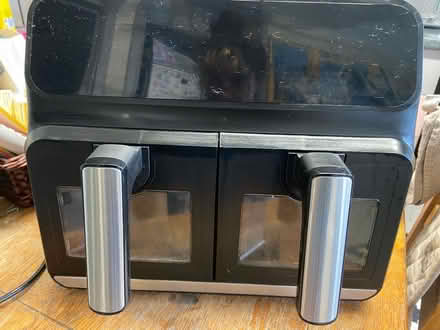Photo of free Air fryer with 2 baskets 7 litres (Bernards Heath AL1) #1