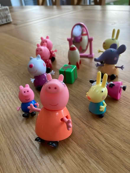 Photo of free Pepper Pig characters (Noctorum CH43) #1