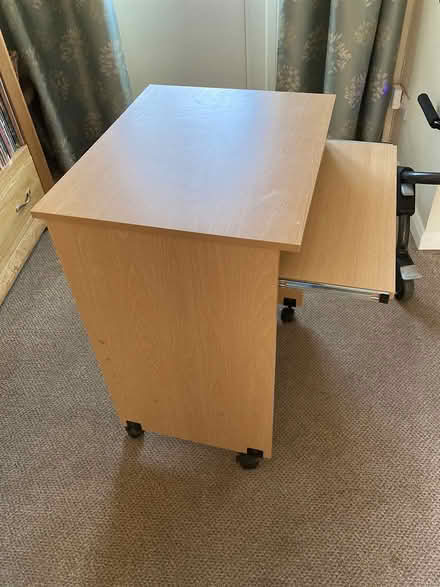 Photo of free Computer desk on wheels (Cliffe, Rochester ME3 7QL) #2