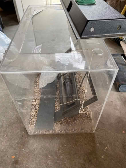Photo of free Plexiglass aquarium or terrarium (Cupertino/San Jose/saratoga) #1