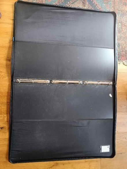 Photo of free A1 black portfolio paper folder (Wisewood S6) #3