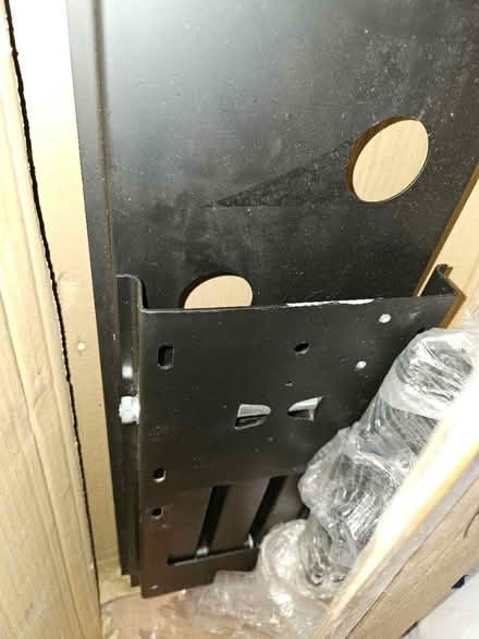 Photo of free TV mount bracket (GU21) #1
