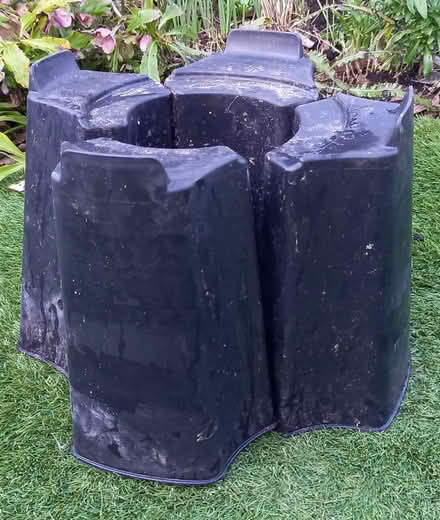 Photo of free Small water butt stand (Didcot OX11) #1