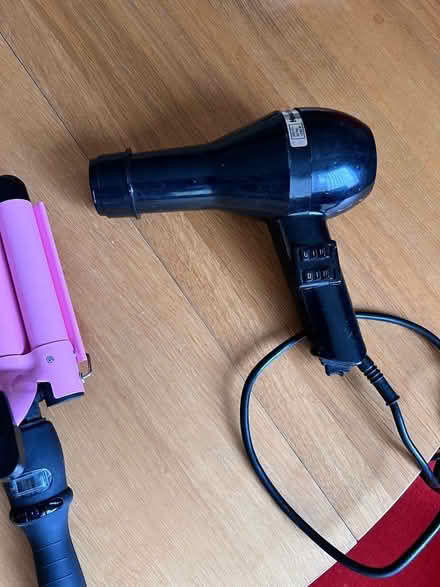 Photo of free 3 hair tools, dryer, crimper and curler (Beckenham BR3) #1