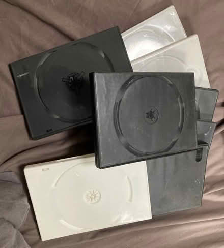 Photo of free DVD cases (empty), dozens (Ravenna) #1