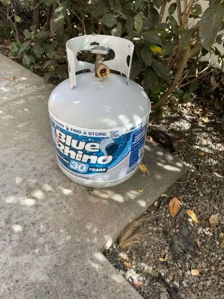 Photo of free Propane tank 5 gallon (Cr. Valley & golden lantern) #1