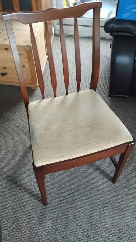 Photo of free Mahogany table and 6 chairs (St Helen's, fingerpost) #2
