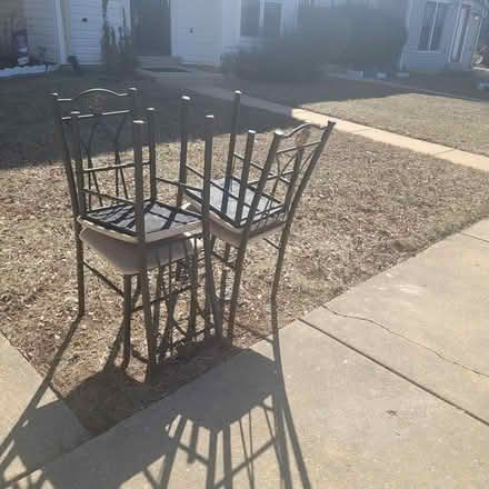 Photo of free Curb Alert: 4 chairs (District Heights MD) #1