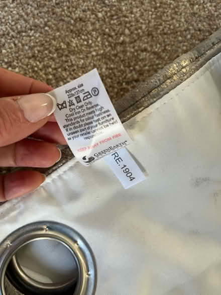 Photo of free Eyelet curtains (HP10 flackwell heath) #4