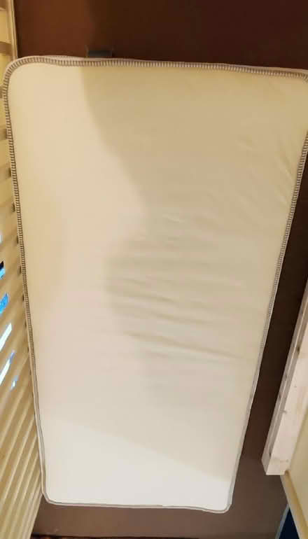 Photo of free Single Mattress Silent Night (Sidemoor B61) #2