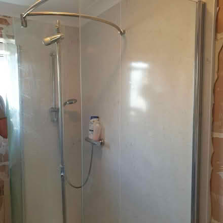 Photo of free Large shower Tray Plus Fittings (Seaton EX12) #4