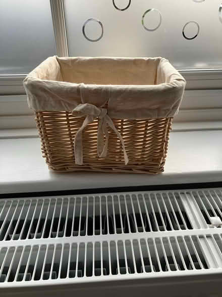 Photo of free Small wicker basket (SG6) #2