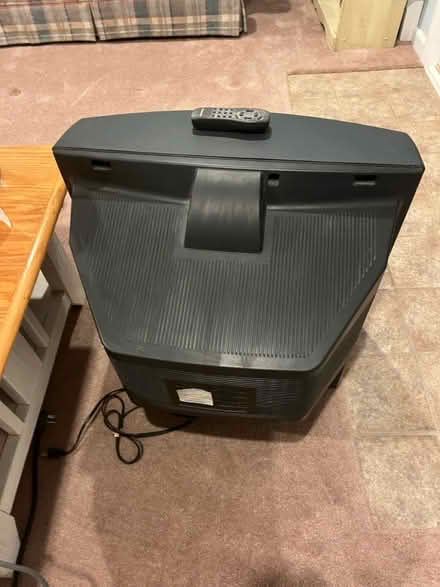 Photo of free Panasonic CT25G7F - 25" COLOR TV (Sandy Hook) #4