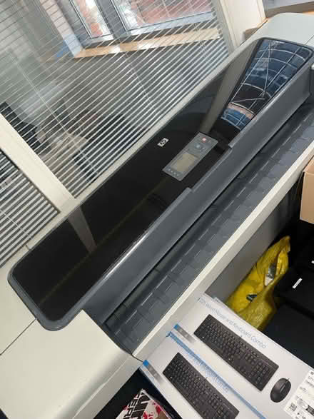Photo of free Plotter (Old Winsdor SL4) #2