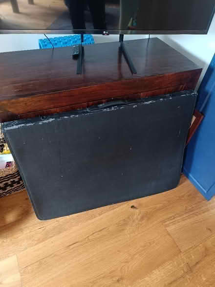 Photo of free A1 black portfolio paper folder (Wisewood S6) #1