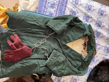 Photo of free 1960’s Suitcase/ antique clothes (Teddington TW11) #4