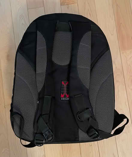 Photo of free Swiss Gear Backpack (Alta vista / riverside) #3