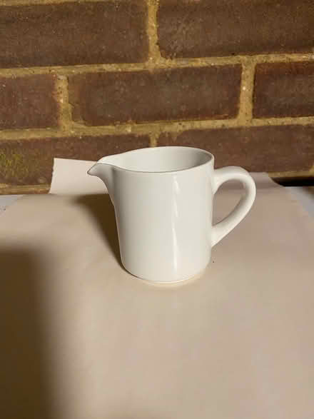 Photo of free Jug (St Albans drakes drive) #1