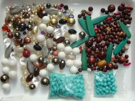Photo of free Jewellery-making beads 277g (Wallington) #1
