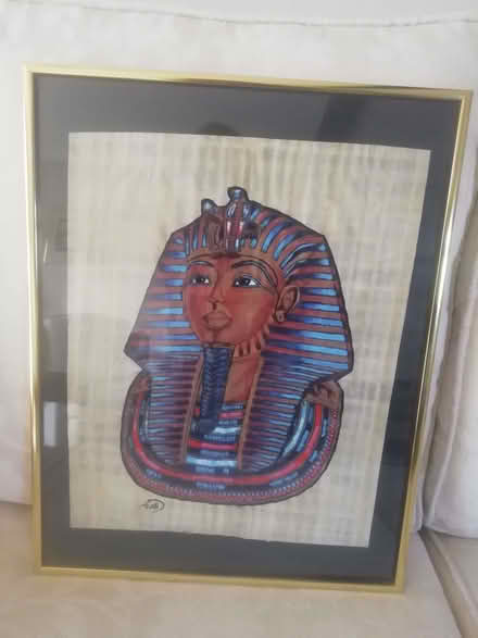 Photo of free Framed painting of Tutankhamun's death mask. (GU52) #1