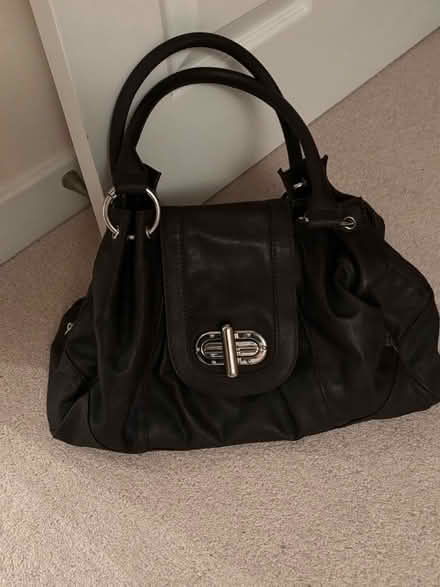 Photo of free Dark brown leather shoulder bag (Cairneyhill KY12) #1
