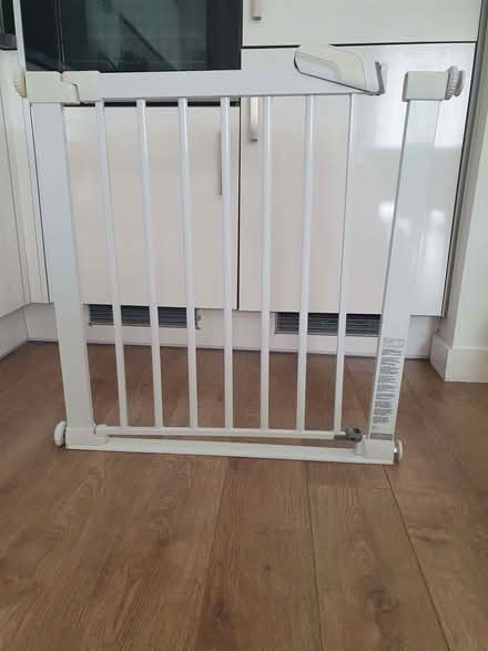 Photo of free Safety1st flat step gates and 14 cm extensions (Burgess Park SE5) #3