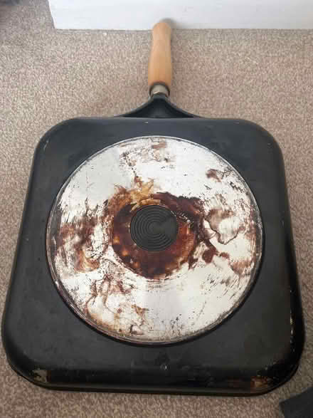 Photo of free Fry/grill pan (Ticknall DE73) #2