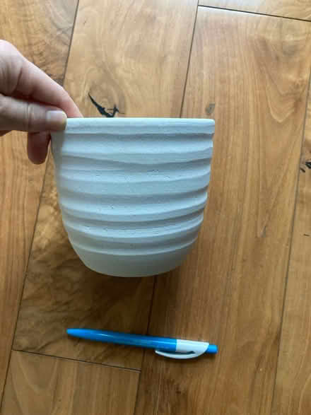 Photo of free Indoor plant pot (SW16 Norbury, Green Lane) #1