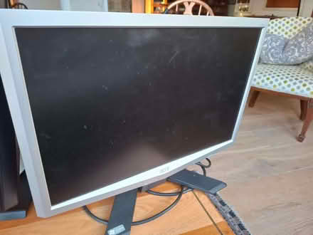 Photo of free Acer Computer Screen with cables (Long Crendon HP18) #1