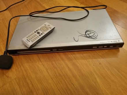 Photo of free Philips DVD player (Wrose BD18) #1