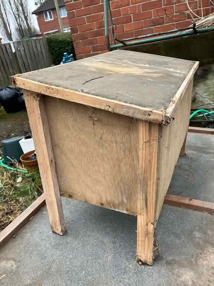 Photo of free Small Guinea Pig Hutch (Belle Isle, LS10) #3