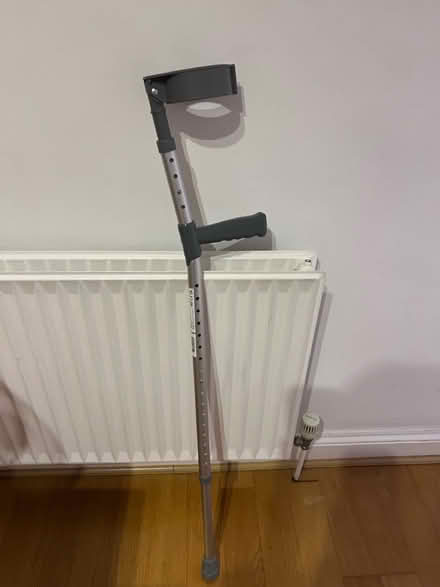Photo of free Crutch (Tooting SW17 9TD) #1