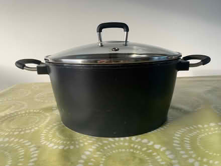Photo of free 6L Non stick casserole pan (Packsaddle BA11) #1