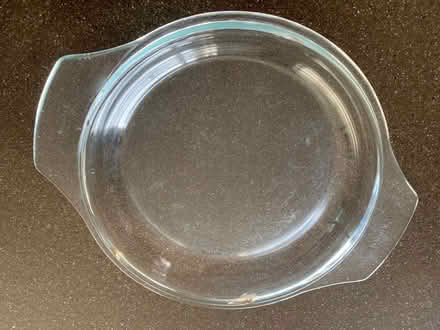 Photo of free Round Pyrex dish with lid (Packsaddle BA11) #3