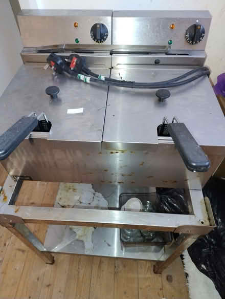 Photo of free Electric Chip Fryer (Llandudno LL30) #1