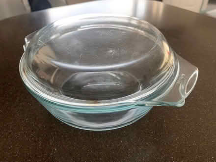 Photo of free Round Pyrex dish with lid (Packsaddle BA11) #1