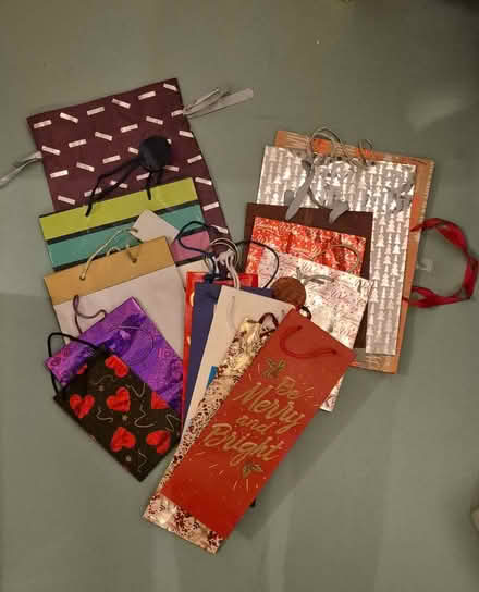 Photo of free Assorted gift bags (Ilford IG1) #1