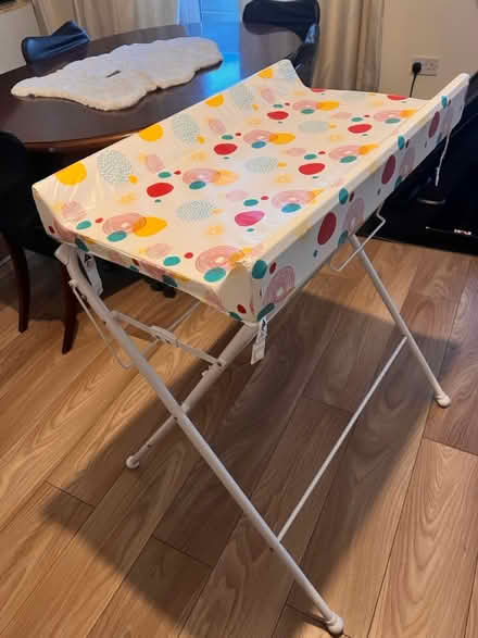Photo of free Baby bath and changing table (Cr7 8lw) #1