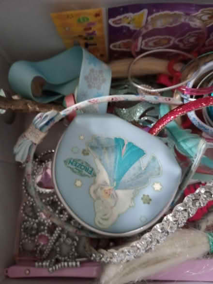 Photo of free Princess and fairy bits and pieces (TN34 - top of Elphinstone Road) #2