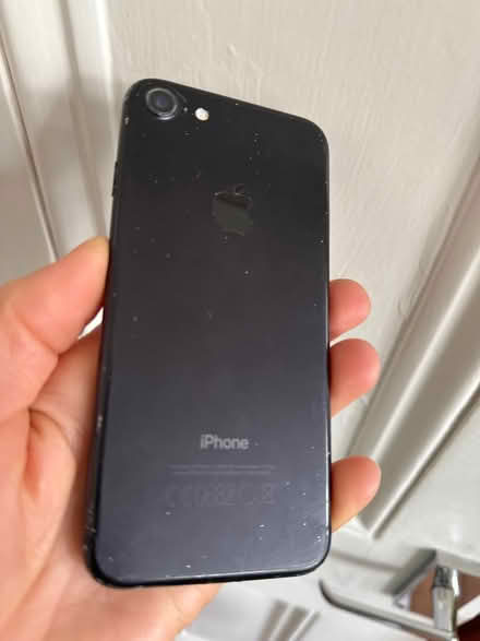 Photo of free Broken iPhone for spares (Haringey N15 3) #3
