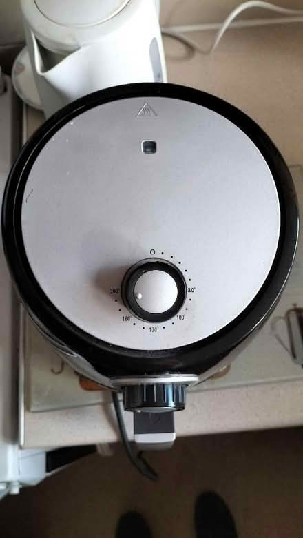 Photo of free Tower Air Fryer (Catchems End DY12) #2