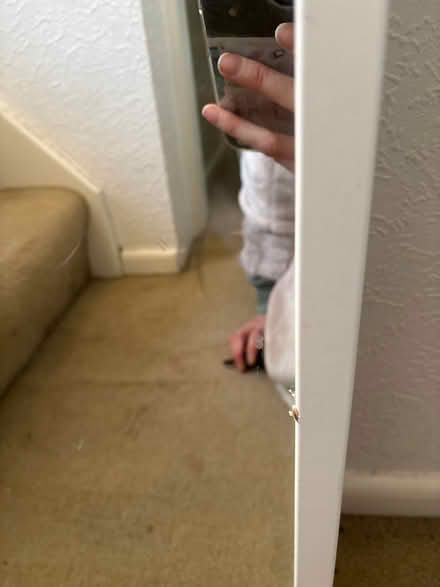 Photo of free IKEA long mirror (Sk87lp) #2