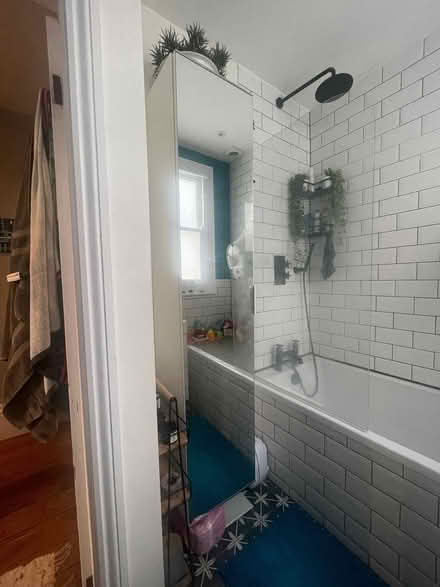 Photo of free Wall mounted mirrored cabinet (Fiveways BN1) #1