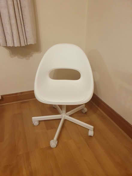 Photo of free Desk chair (Malvern WR14) #1