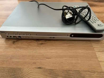 Photo of free LG DVD recorder system DR7400 (Stanstead Abbotts SG12) #1