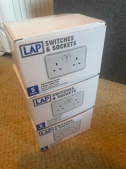 Photo of free 14 x brand new double sockets with switches (Fareham PO15) #1