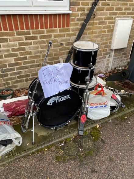 Photo of free Drum Kit (CR01sr) #1