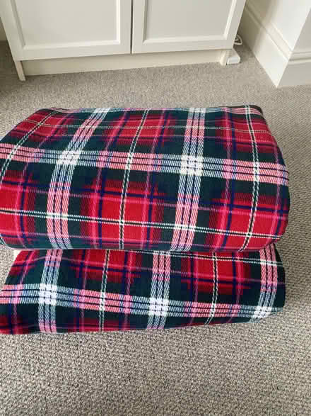 Photo of free Red tartan large cosy blankets/theows (Fulham Palace Rd SW6) #1
