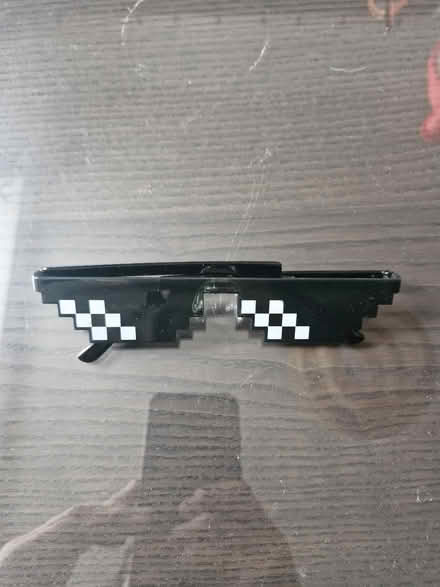 Photo of free 8 bit glasses (CH42 tranmere) #1